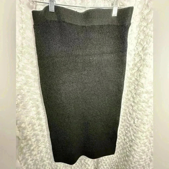 Express Women’s Sweater Knit Midi Skirt - Picture 3 of 9